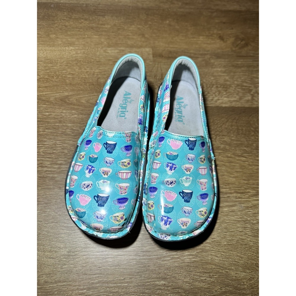 Alegria Debra Teacup Aqua Patent Clogs Women's EU 36 US 6-6.5 Nursing Shoes